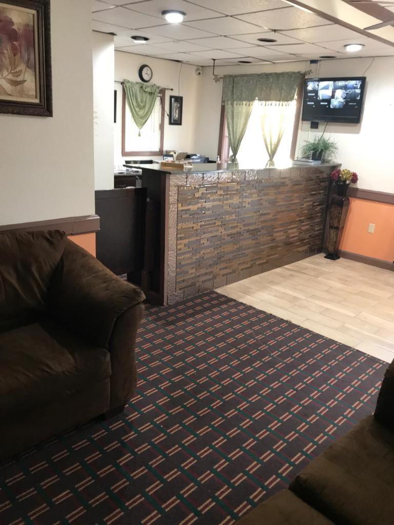 Americas Best Value Inn Holly Springs Esterno foto