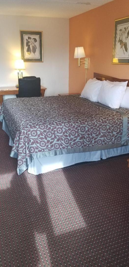 Americas Best Value Inn Holly Springs Esterno foto