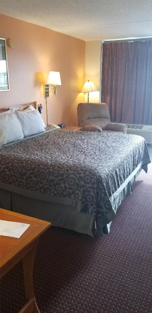 Americas Best Value Inn Holly Springs Esterno foto