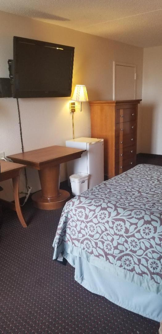 Americas Best Value Inn Holly Springs Esterno foto