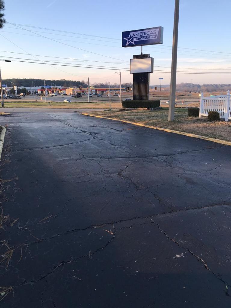 Americas Best Value Inn Holly Springs Esterno foto