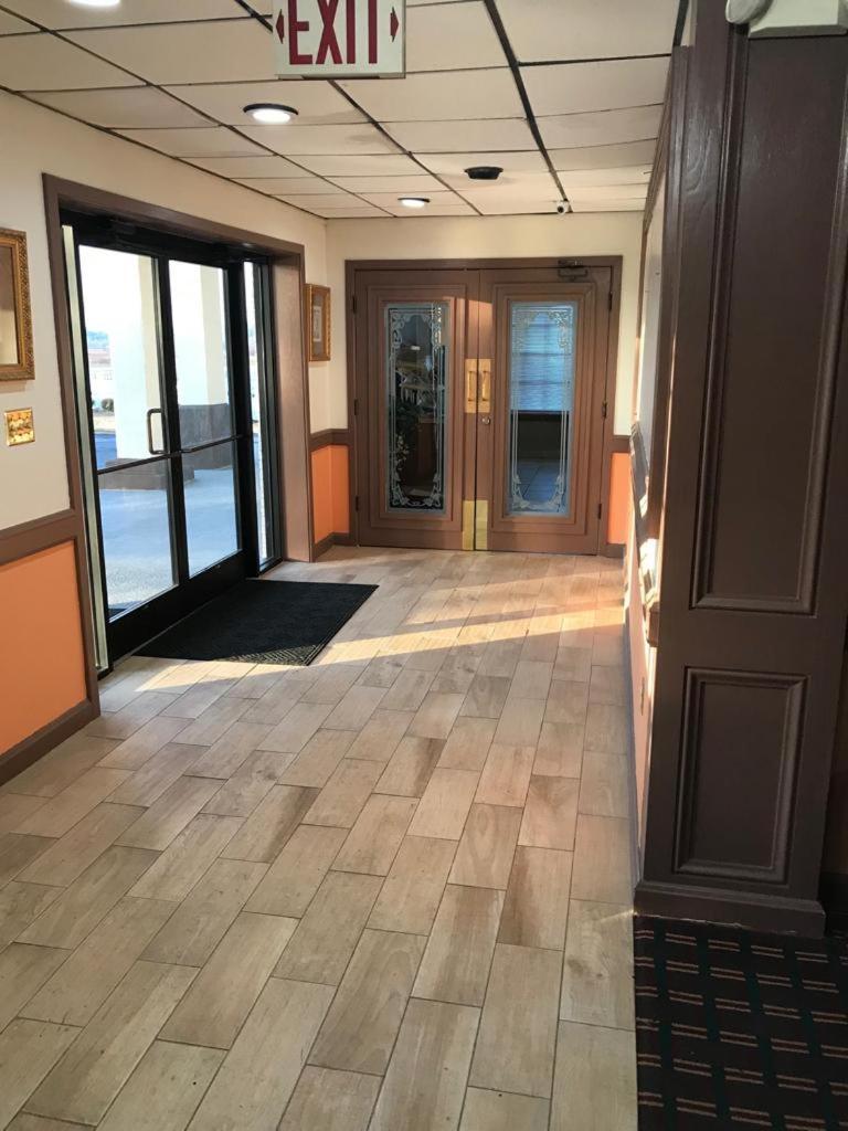 Americas Best Value Inn Holly Springs Esterno foto